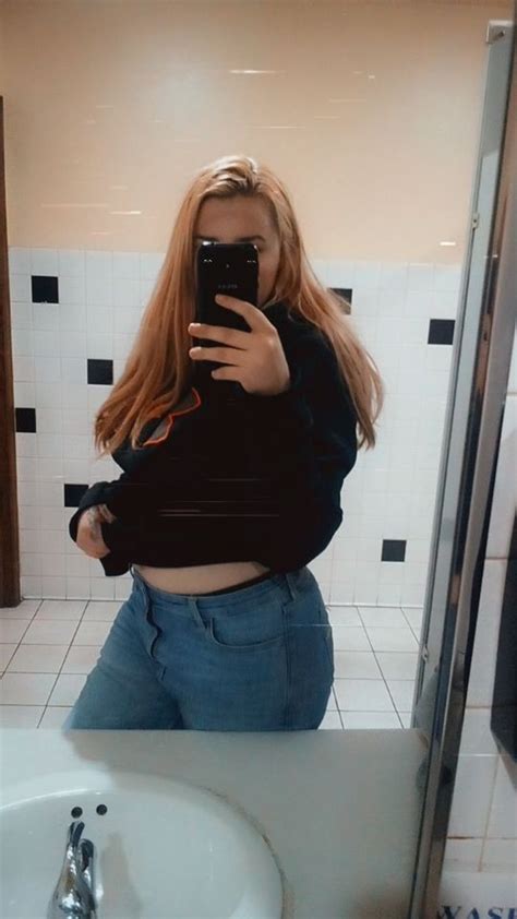 theslutbay|OnlyFans.